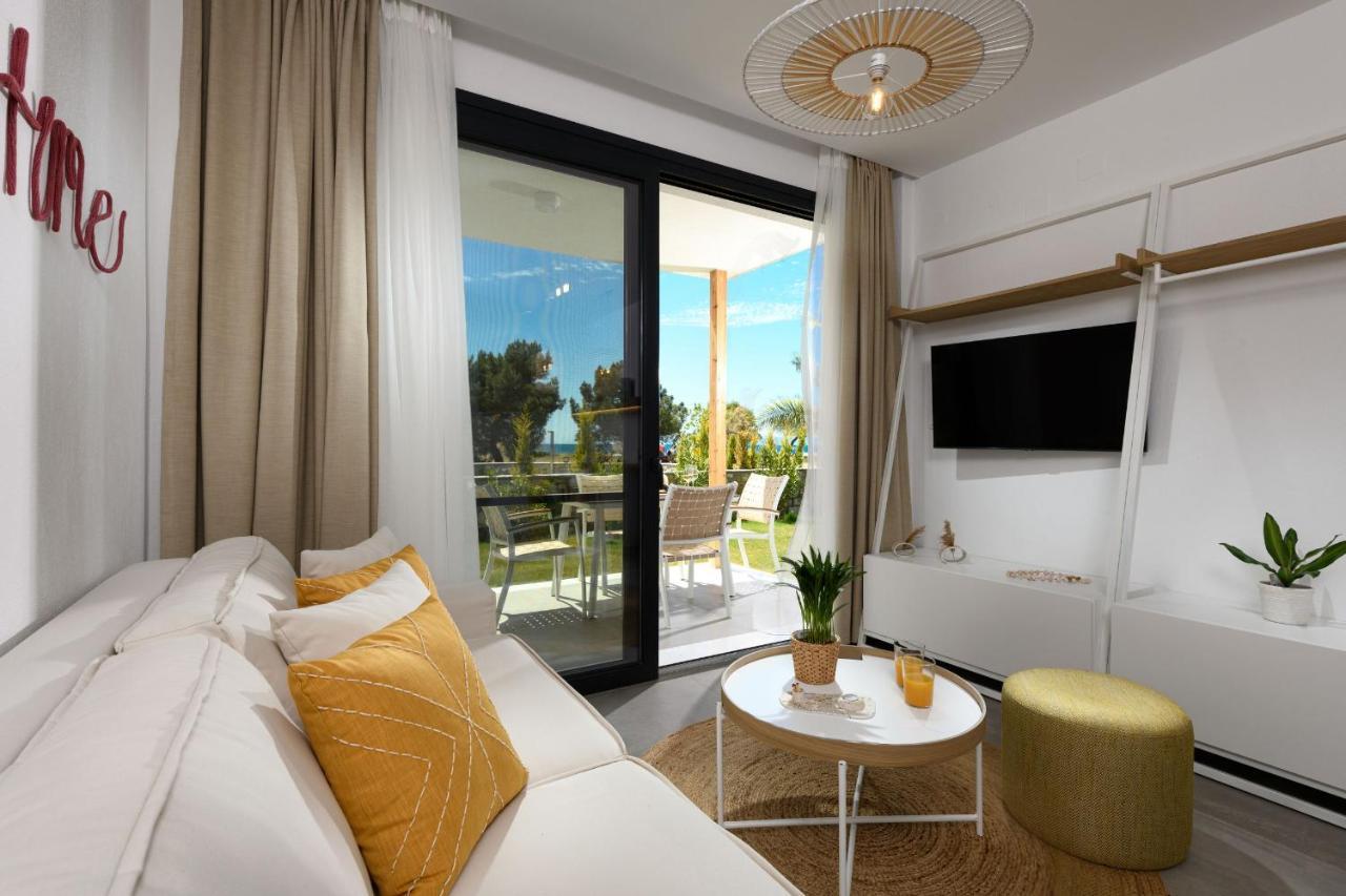 Nisea Beach Apartments Prínos エクステリア 写真